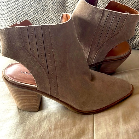 Lucky Brand Shoes - Adorable bootie!
